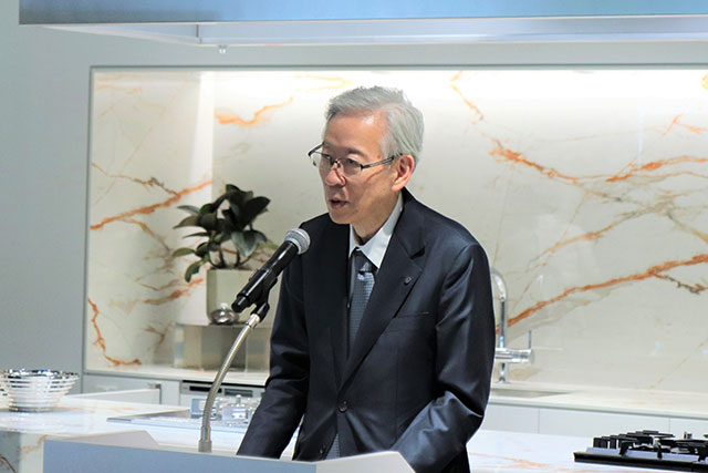 内藤社長のメディア向けスピーチ